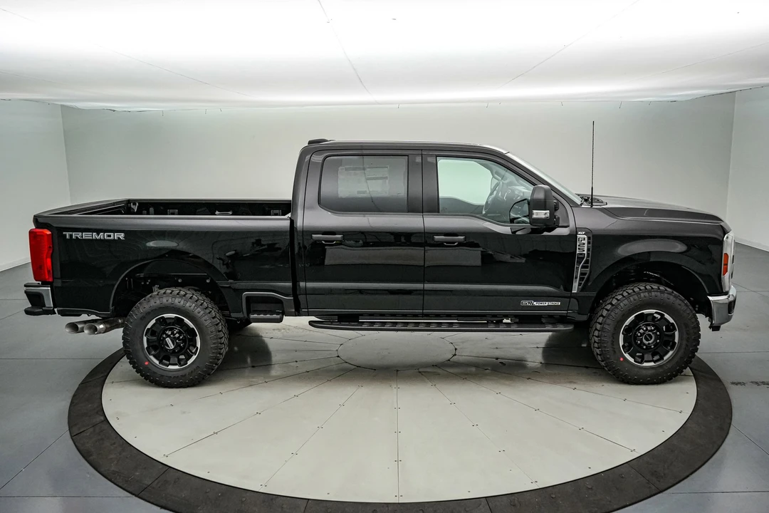 2026 Ford Super Duty 5th Gen - Image 4 of 21