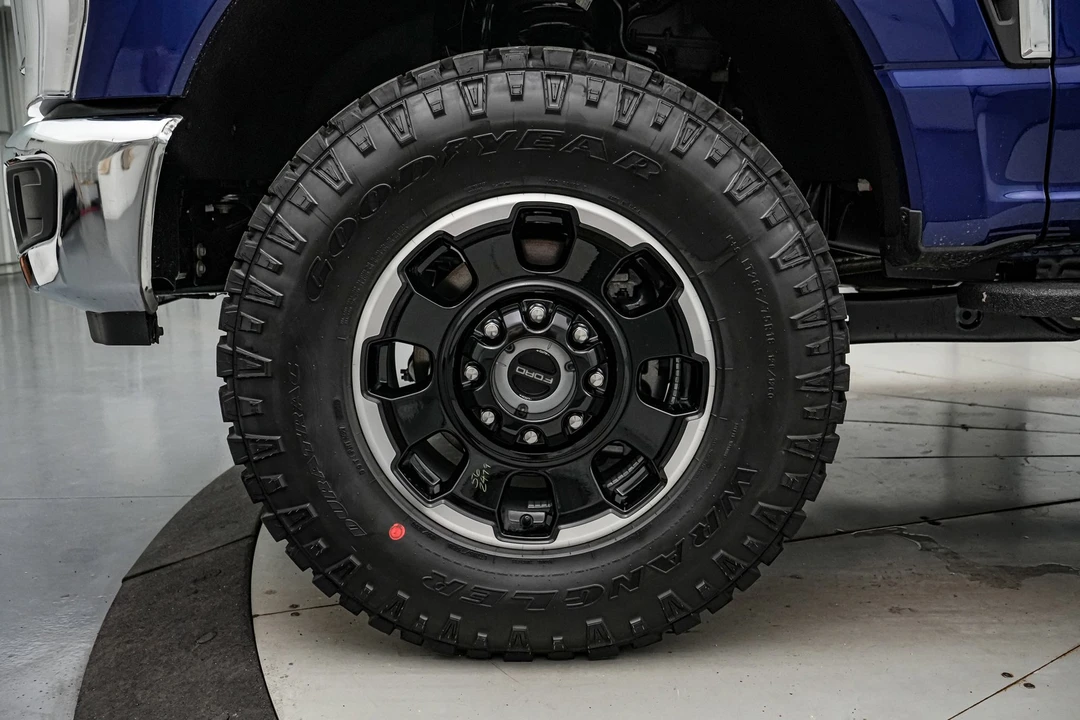 2026 Ford Super Duty 5th Gen - Image 12 of 21