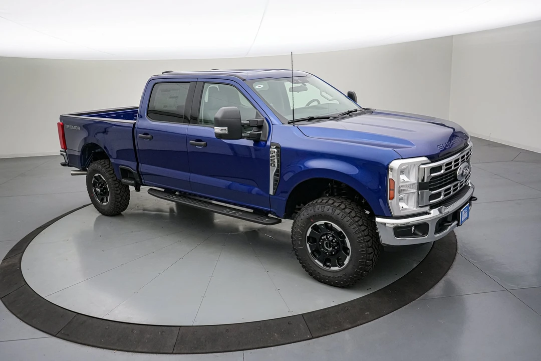 2026 Ford Super Duty 5th Gen - Image 2 of 27
