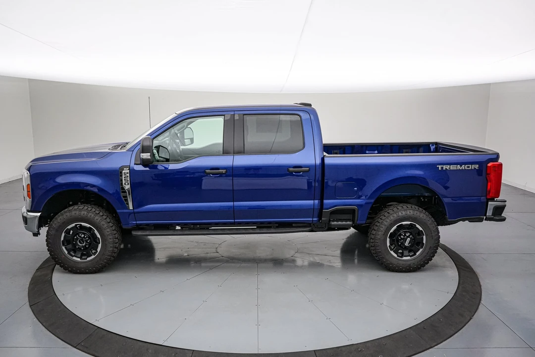 2026 Ford Super Duty 5th Gen - Image 9 of 27