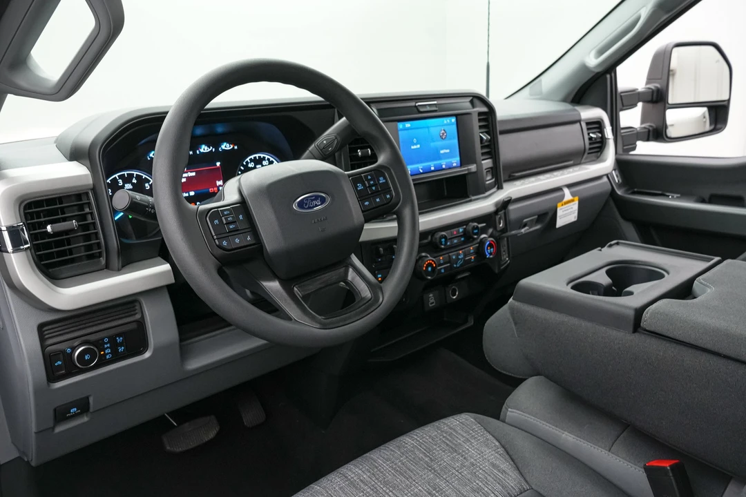 2026 Ford Super Duty 5th Gen - Image 17 of 27