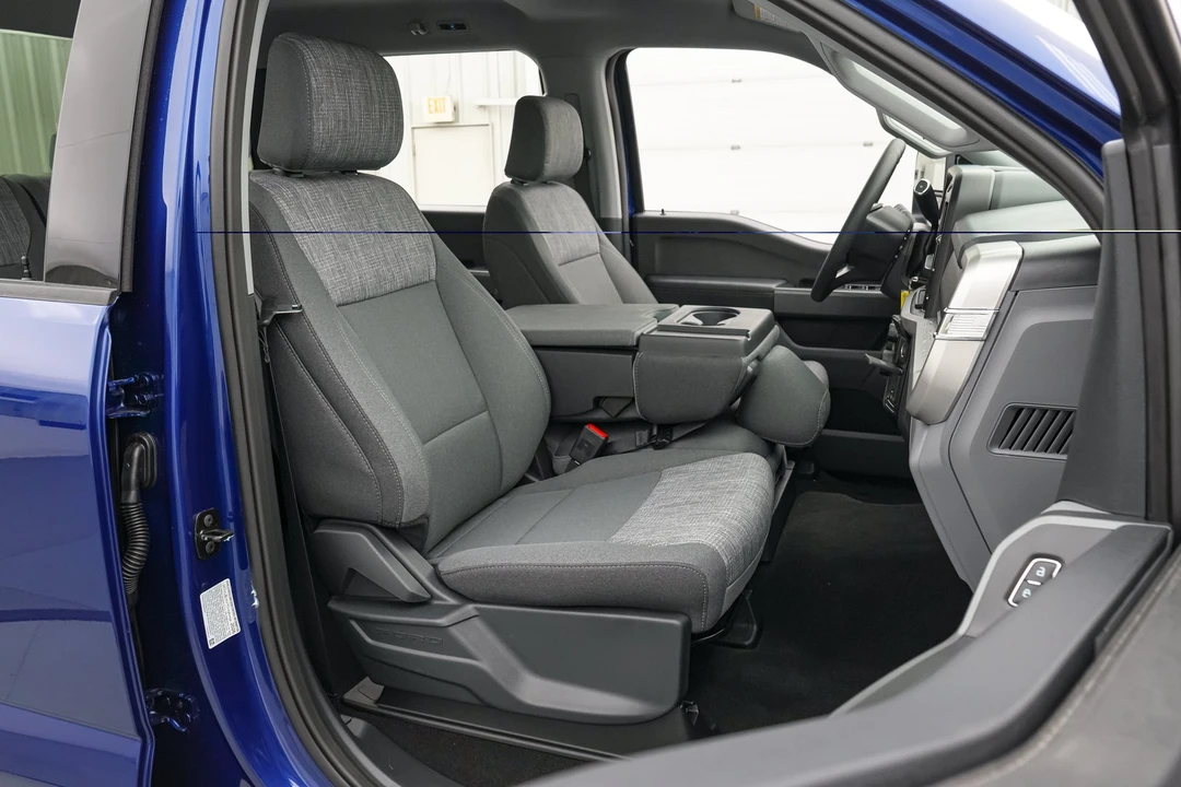 2026 Ford Super Duty 5th Gen - Image 24 of 27