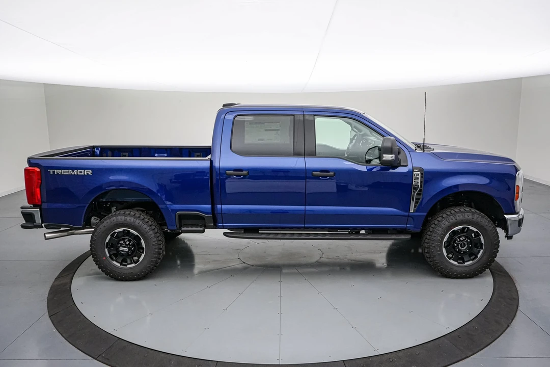 2026 Ford Super Duty 5th Gen - Image 4 of 27