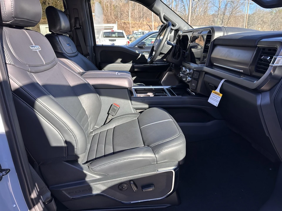 2026 Ford Super Duty 5th Gen - Image 16 of 31