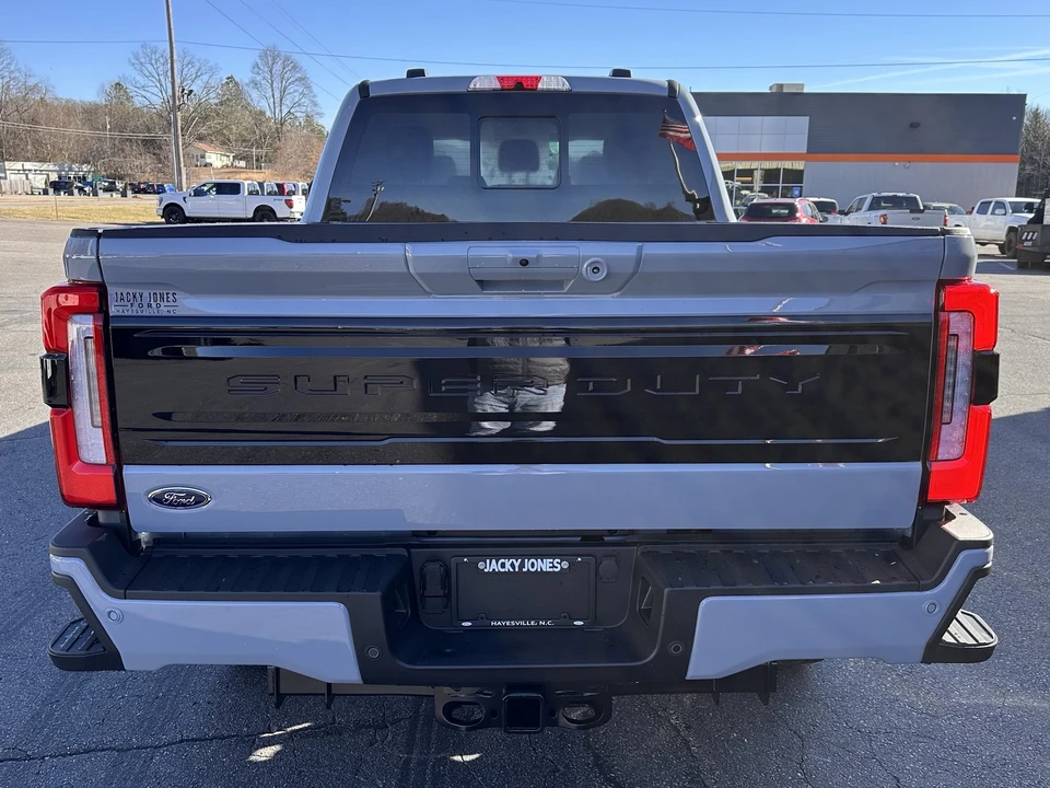 2026 Ford Super Duty 5th Gen - Image 7 of 31