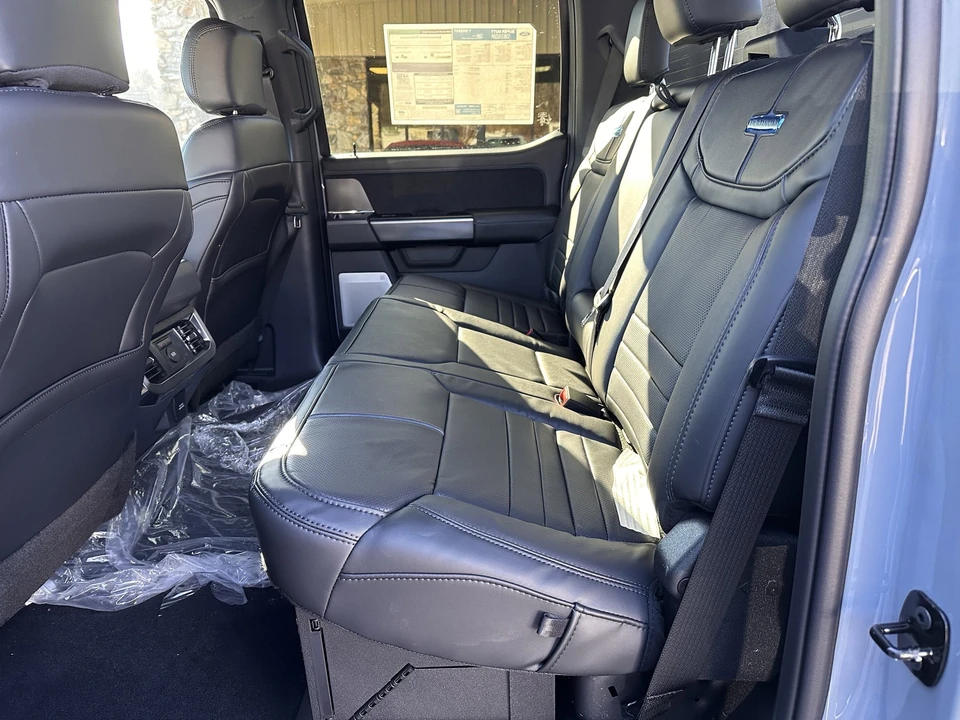 2026 Ford Super Duty 5th Gen - Image 14 of 31
