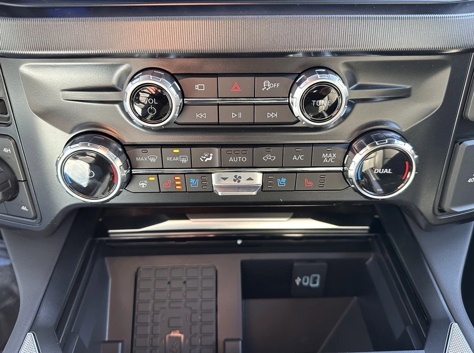 2026 Ford Super Duty 5th Gen - Image 30 of 31