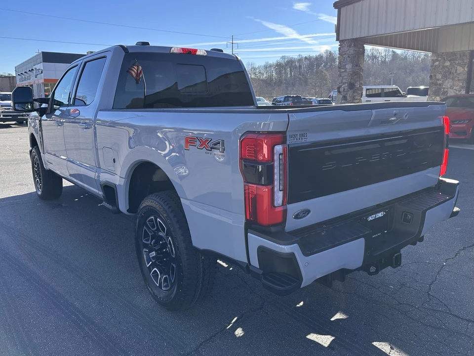 2026 Ford Super Duty 5th Gen - Image 8 of 31