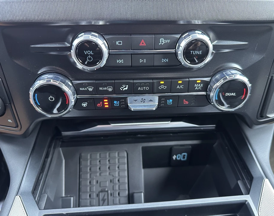 2026 Ford Super Duty 5th Gen - Image 30 of 31