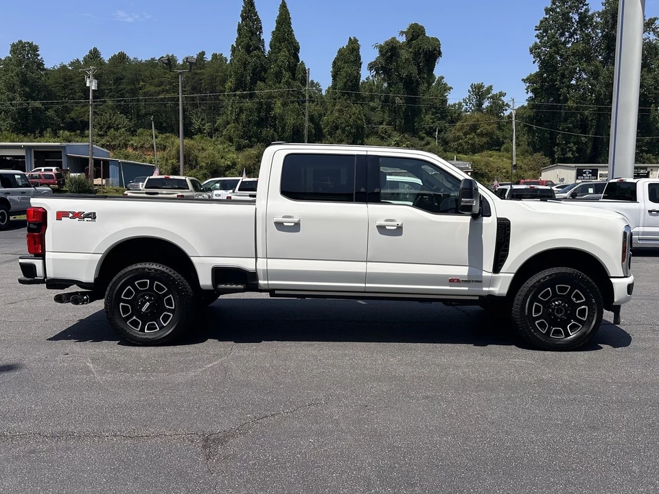2026 Ford Super Duty 5th Gen - Image 5 of 31