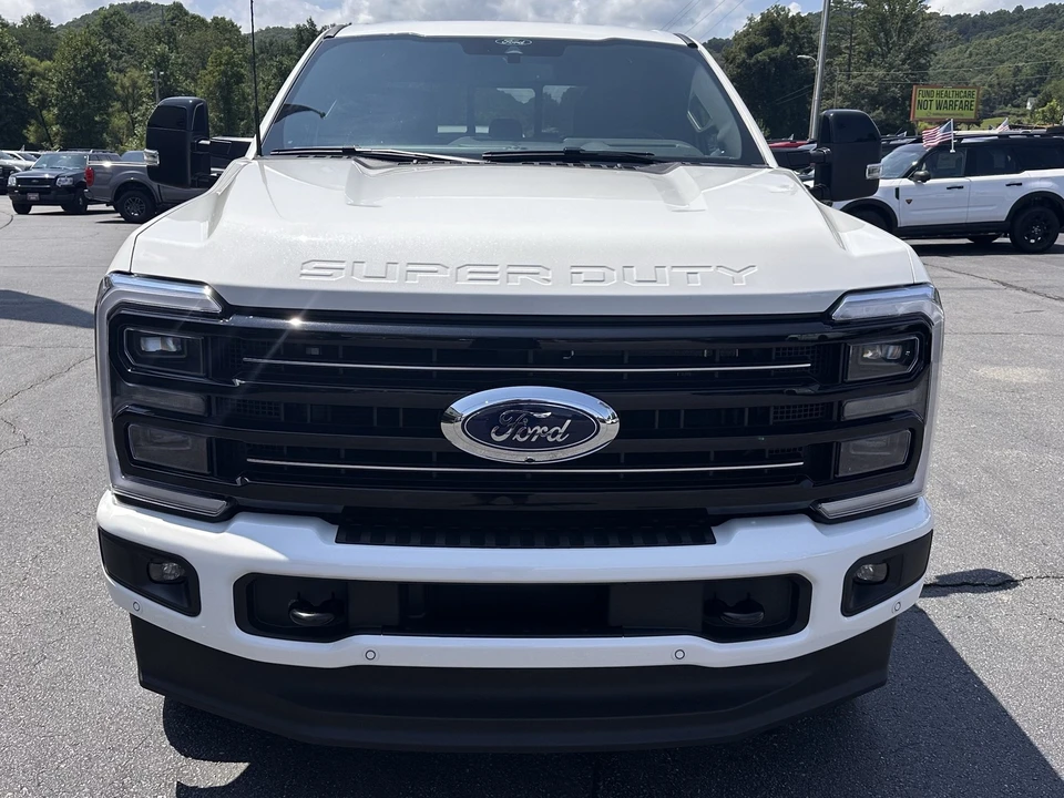 2026 Ford Super Duty 5th Gen - Image 3 of 31