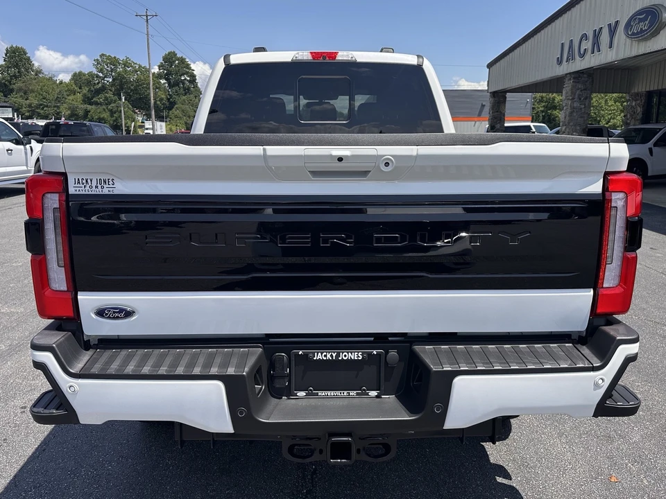 2026 Ford Super Duty 5th Gen - Image 7 of 31