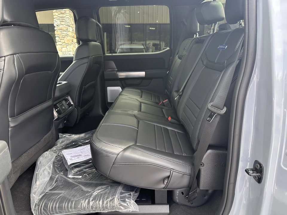 2026 Ford Super Duty 5th Gen - Image 14 of 31
