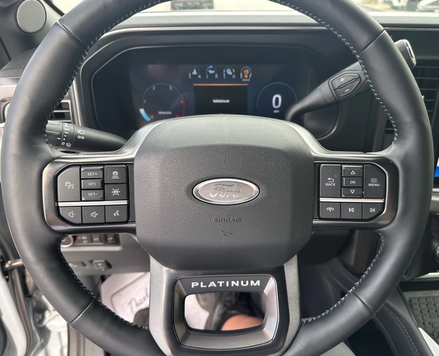 2026 Ford Super Duty 5th Gen - Image 23 of 31