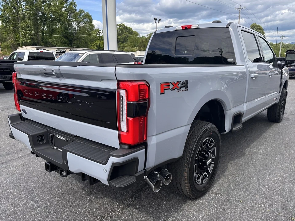 2026 Ford Super Duty 5th Gen - Image 6 of 31