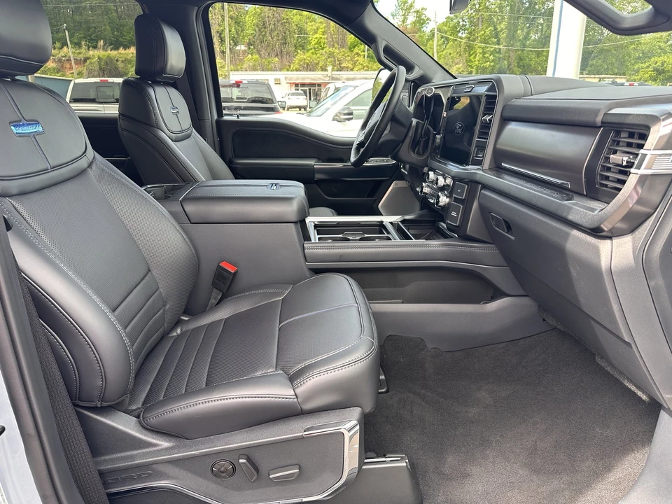 2026 Ford Super Duty 5th Gen - Image 16 of 31