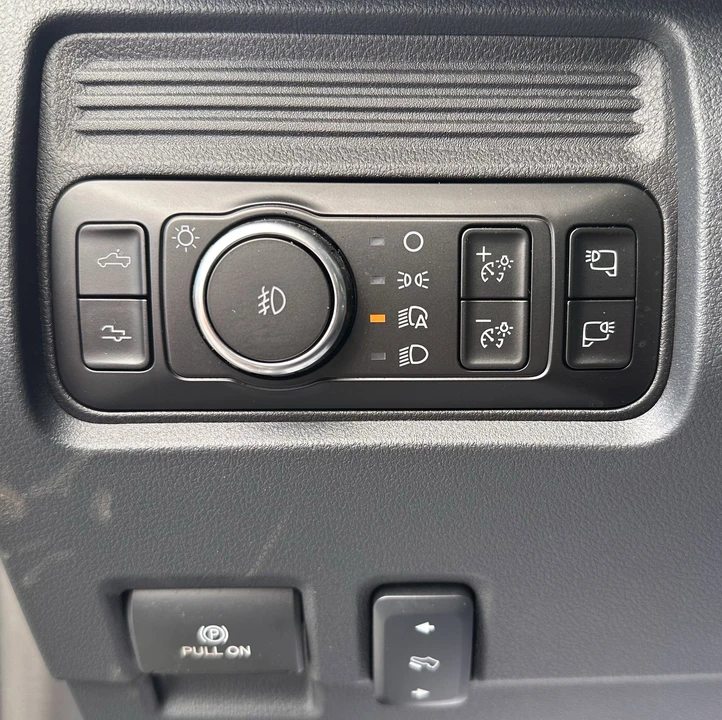 2026 Ford Super Duty 5th Gen - Image 21 of 31