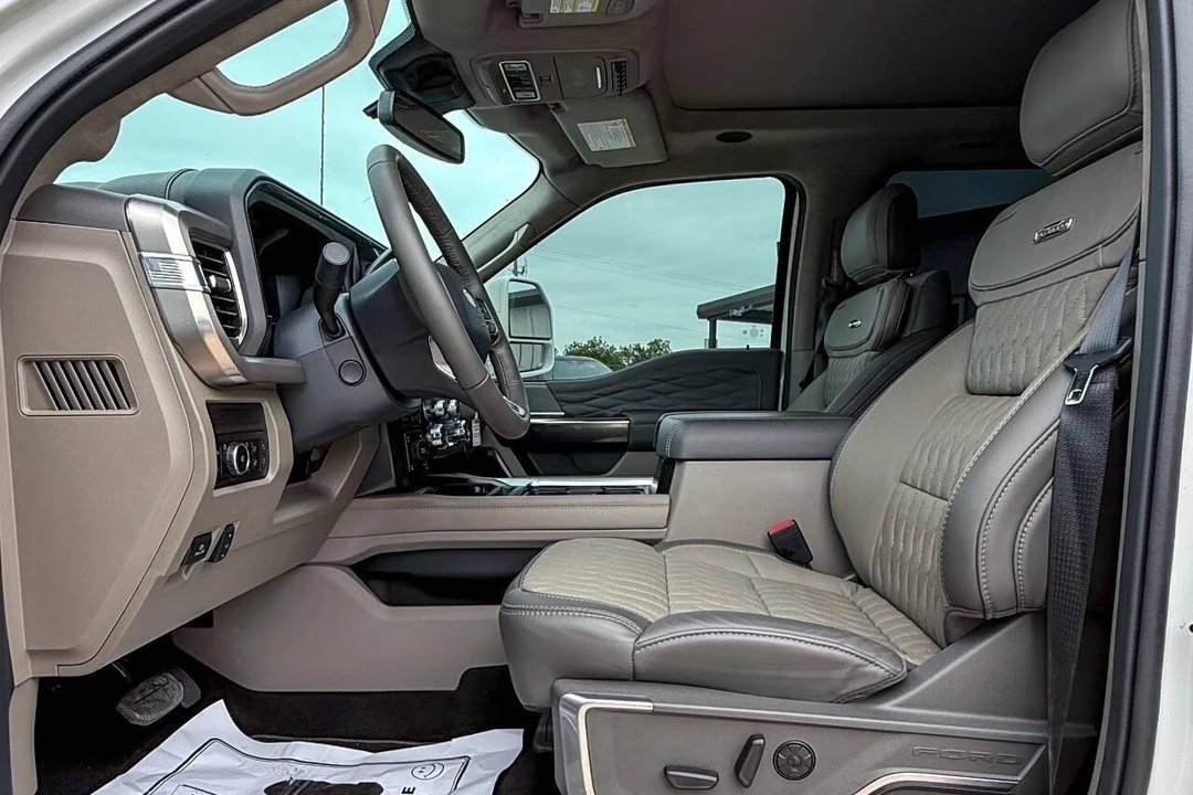 2026 Ford Super Duty 5th Gen - Image 9 of 31