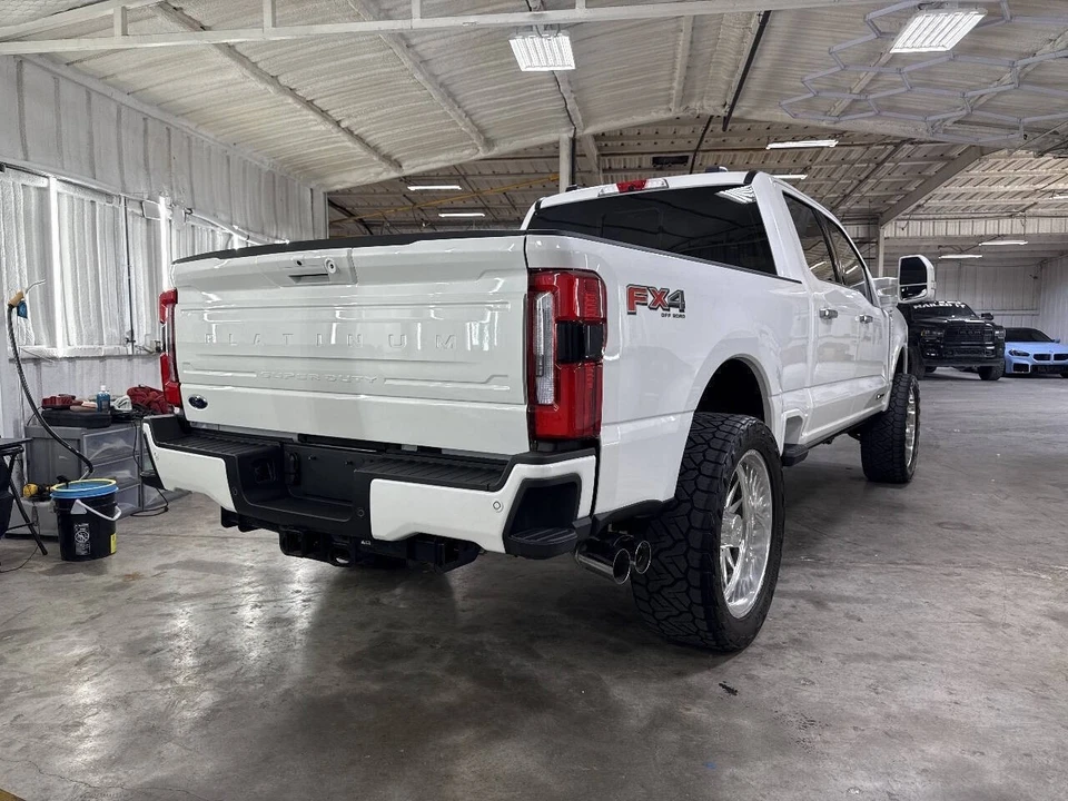 2026 Ford Super Duty 5th Gen - Image 15 of 31