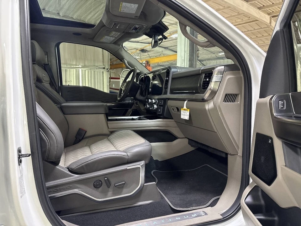 2026 Ford Super Duty 5th Gen - Image 27 of 31