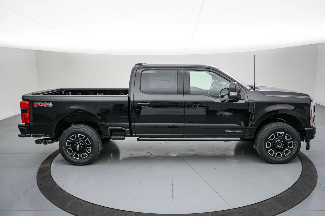 2026 Ford Super Duty 5th Gen - Image 5 of 31
