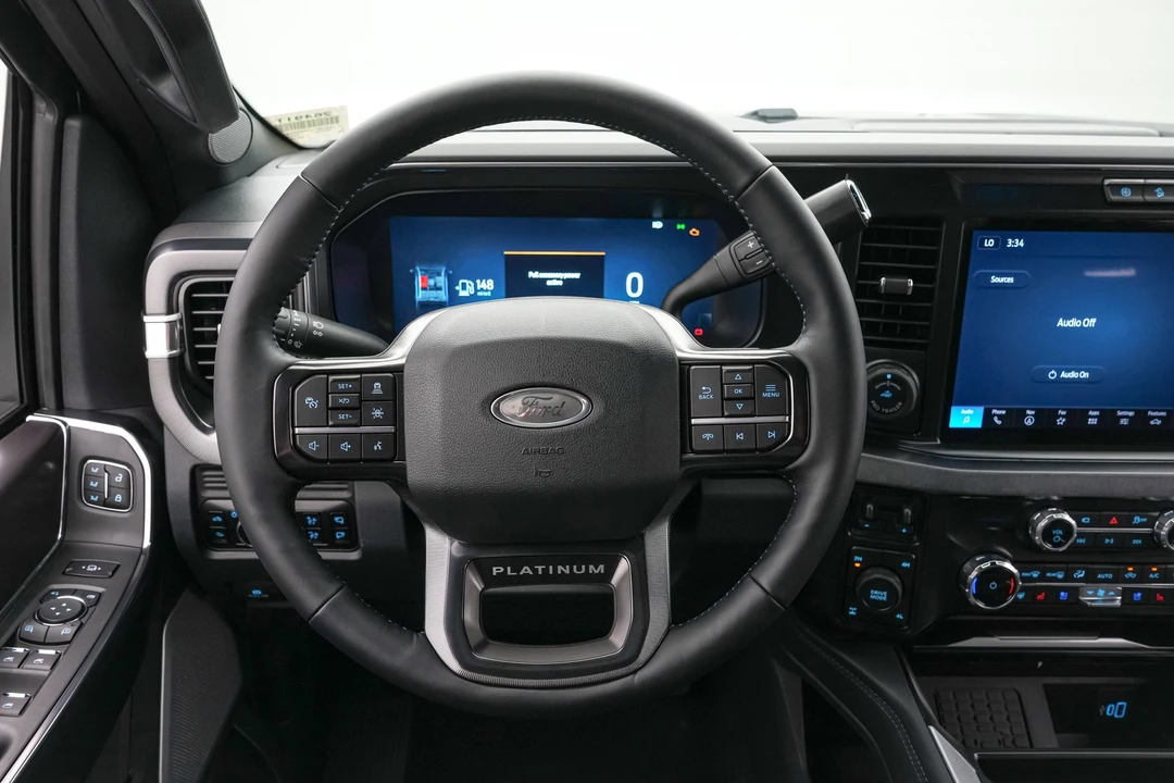 2026 Ford Super Duty 5th Gen - Image 17 of 31