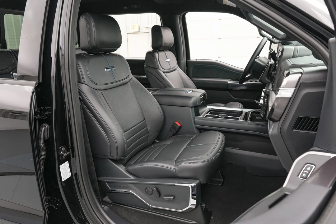 2026 Ford Super Duty 5th Gen - Image 25 of 31