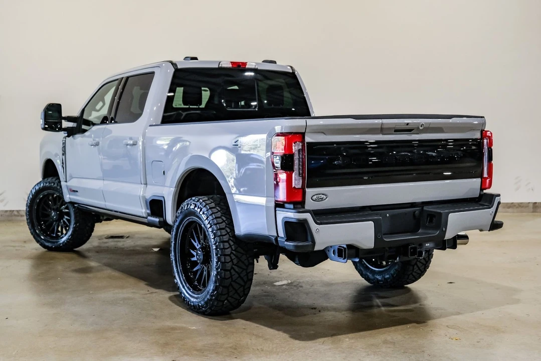 2026 Ford Super Duty 5th Gen - Image 7 of 12