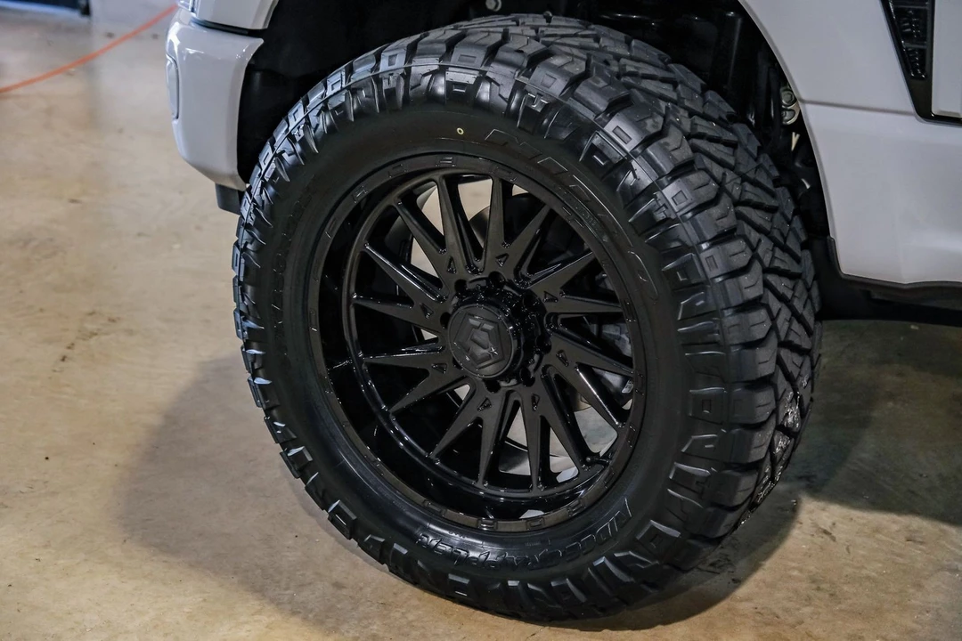 2026 Ford Super Duty 5th Gen - Image 10 of 12