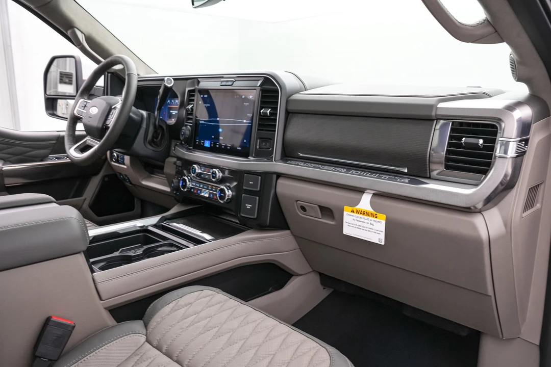2026 Ford Super Duty 5th Gen - Image 25 of 31