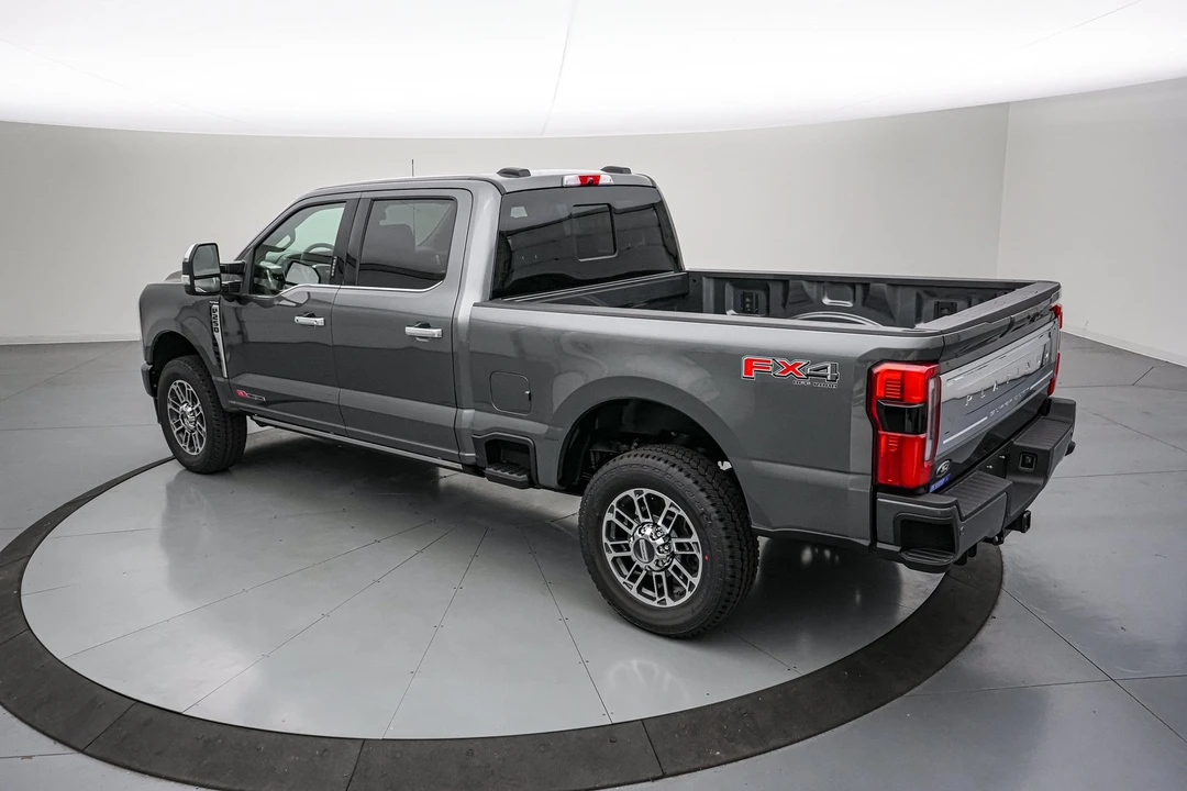 2026 Ford Super Duty 5th Gen - Image 8 of 31