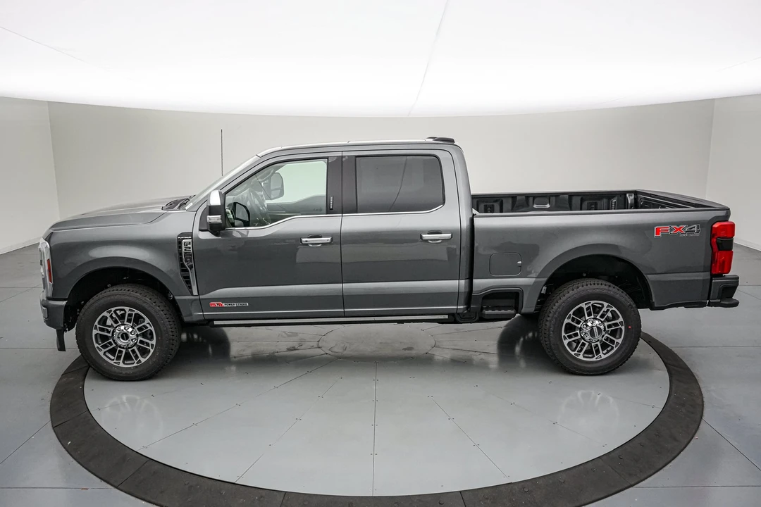 2026 Ford Super Duty 5th Gen - Image 9 of 31