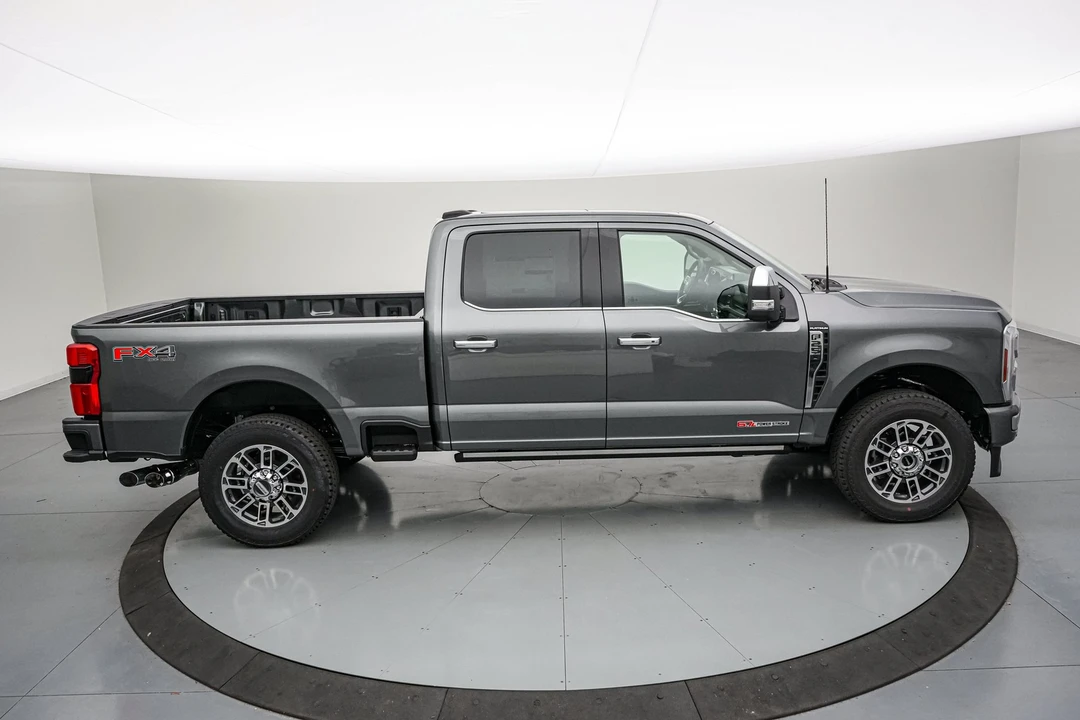 2026 Ford Super Duty 5th Gen - Image 4 of 31