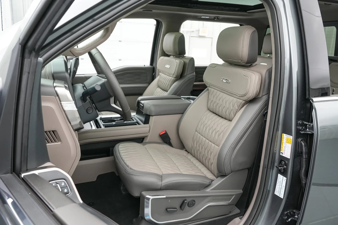 2026 Ford Super Duty 5th Gen - Image 14 of 31