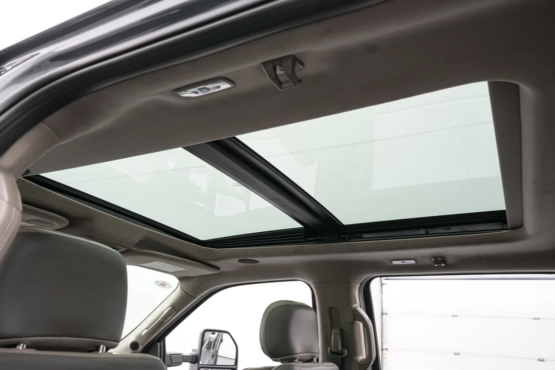 2026 Ford Super Duty 5th Gen - Image 23 of 31