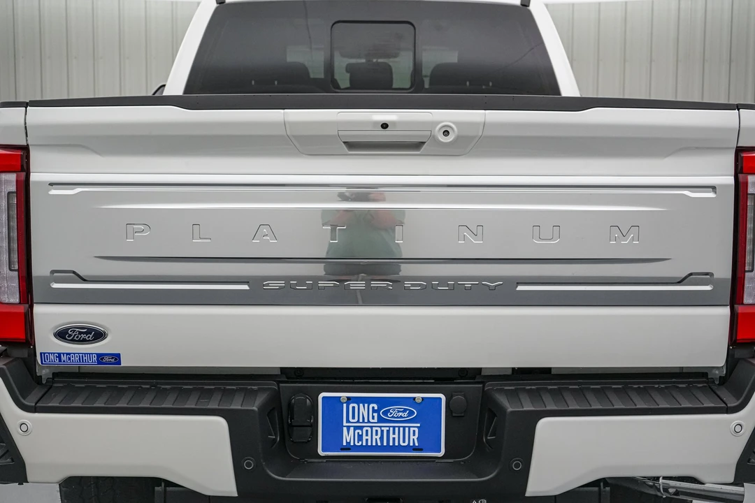 2026 Ford Super Duty 5th Gen - Image 14 of 31