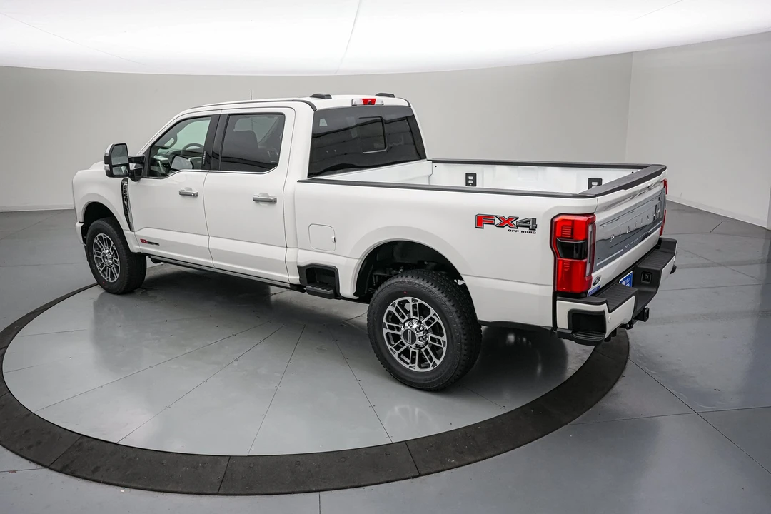 2026 Ford Super Duty 5th Gen - Image 8 of 31