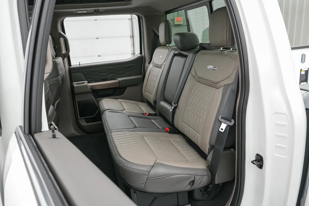 2026 Ford Super Duty 5th Gen - Image 25 of 31