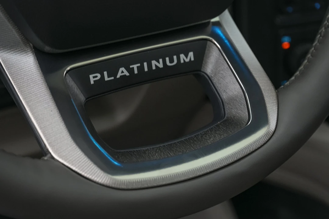 2026 Ford Super Duty 5th Gen - Image 18 of 31