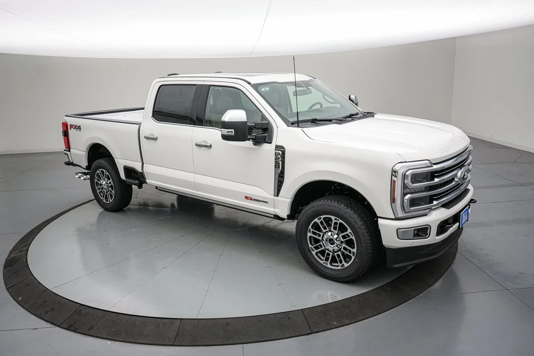 2026 Ford Super Duty 5th Gen - Image 2 of 31