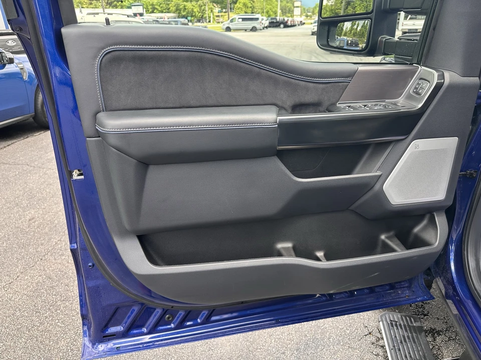 2026 Ford Super Duty 5th Gen - Image 10 of 31