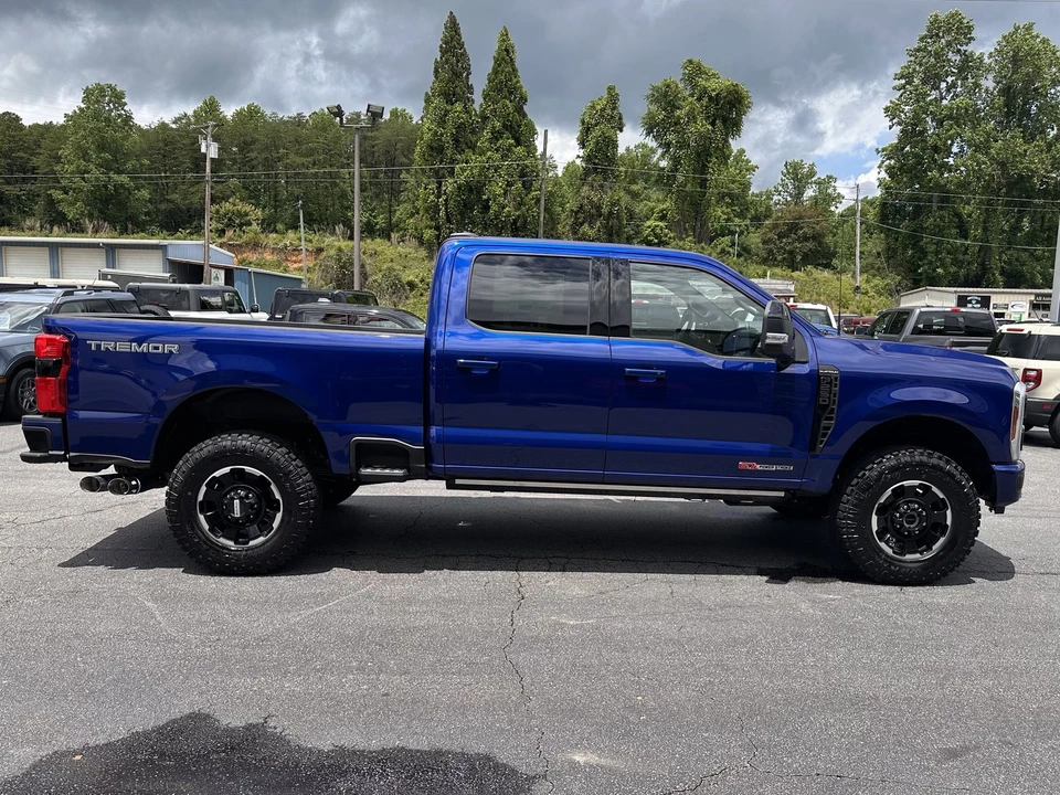 2026 Ford Super Duty 5th Gen - Image 5 of 31