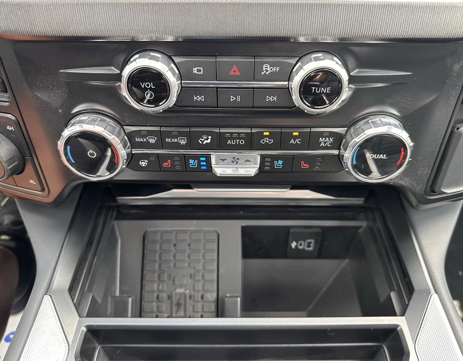 2026 Ford Super Duty 5th Gen - Image 30 of 31
