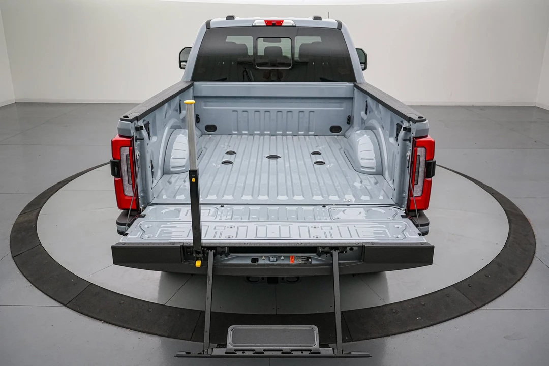 2026 Ford Super Duty 5th Gen - Image 7 of 24
