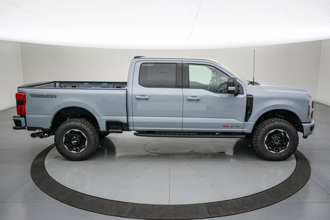 2026 Ford Super Duty 5th Gen - Image 4 of 24