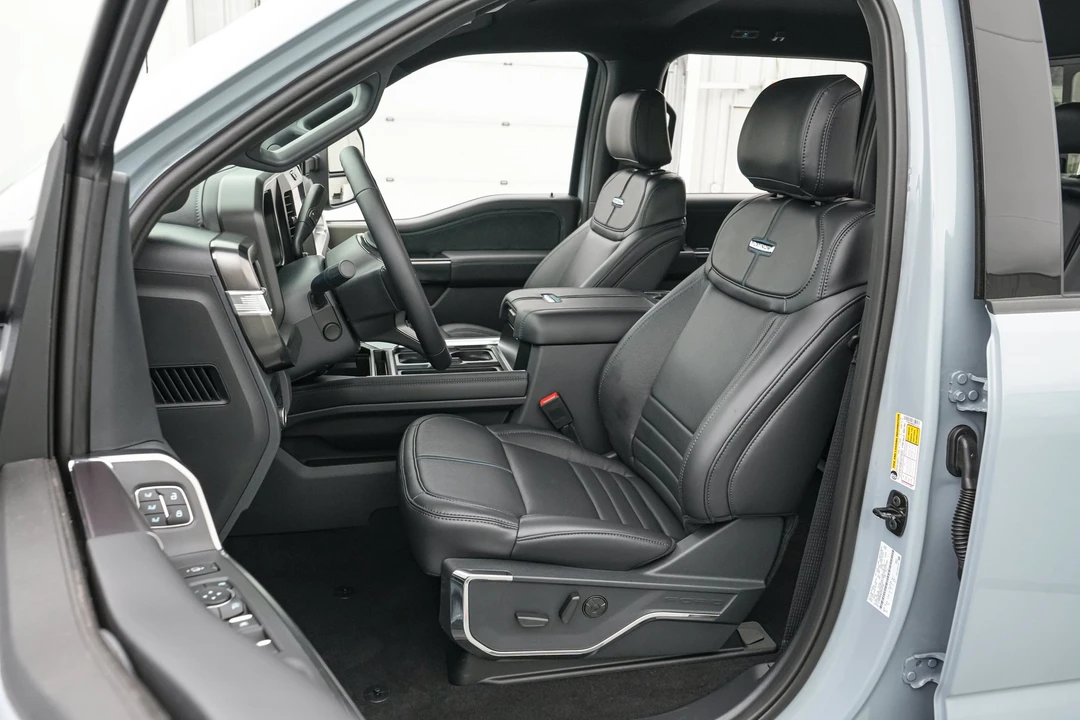 2026 Ford Super Duty 5th Gen - Image 13 of 24