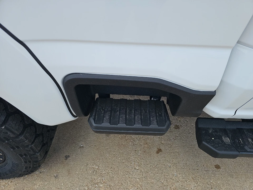 2026 Ford Super Duty 5th Gen - Image 11 of 31