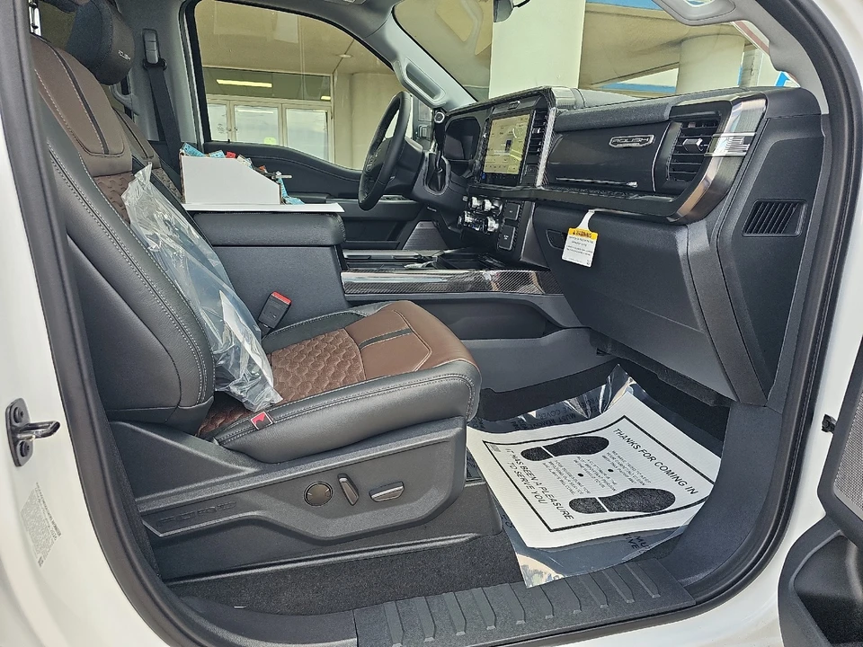 2026 Ford Super Duty 5th Gen - Image 7 of 31