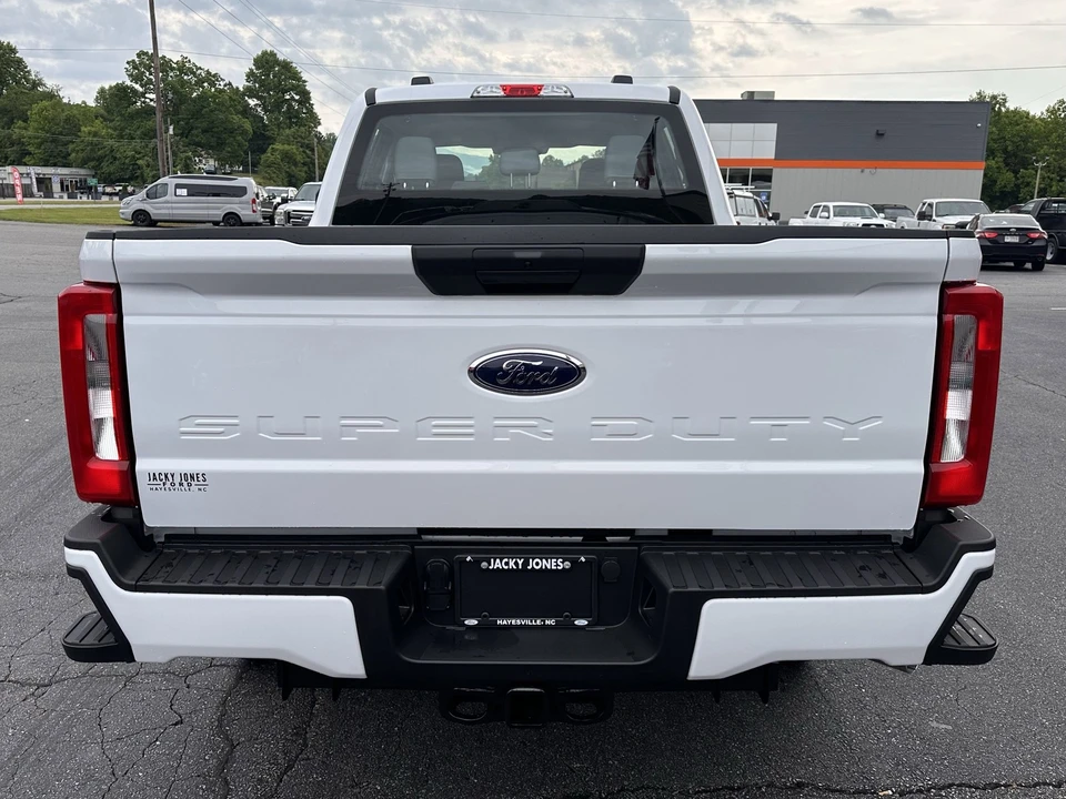 2026 Ford Super Duty 5th Gen - Image 7 of 30
