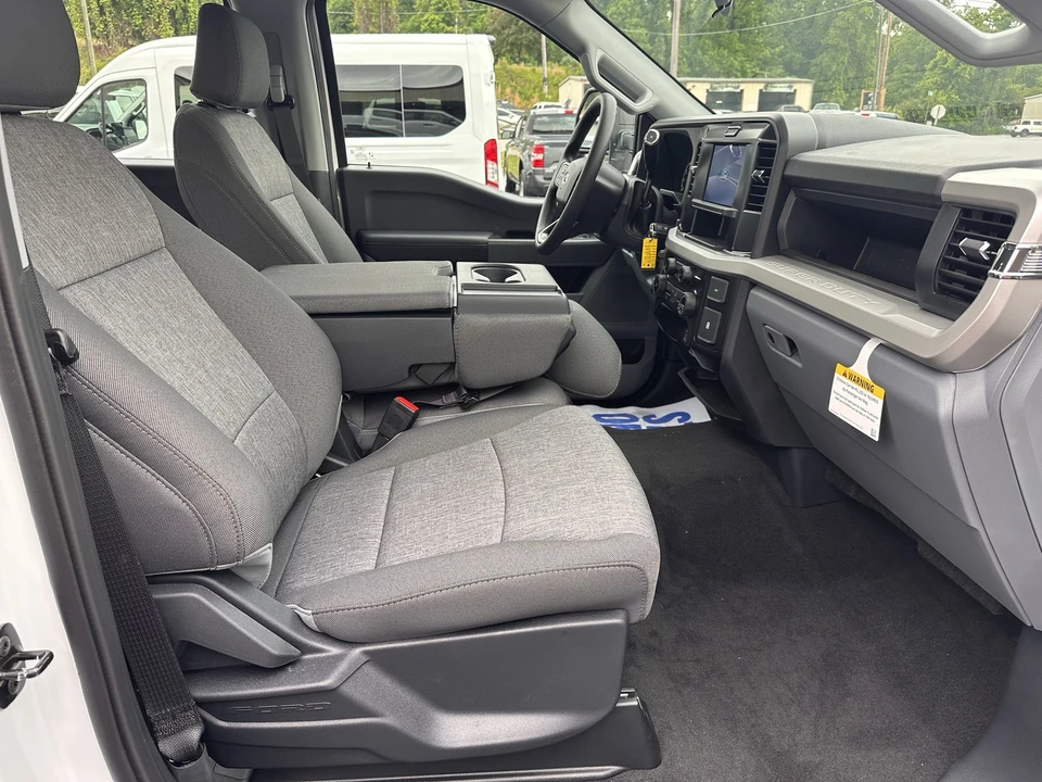 2026 Ford Super Duty 5th Gen - Image 15 of 30